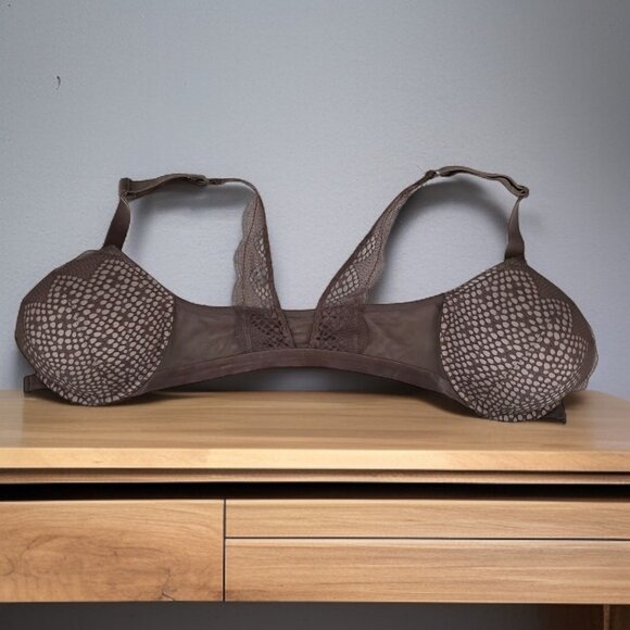 NWOT VICTORIA SECRET 32DD Very Sexy Pushup Front Clasp Lace and Crush Velvet - Picture 4 of 6